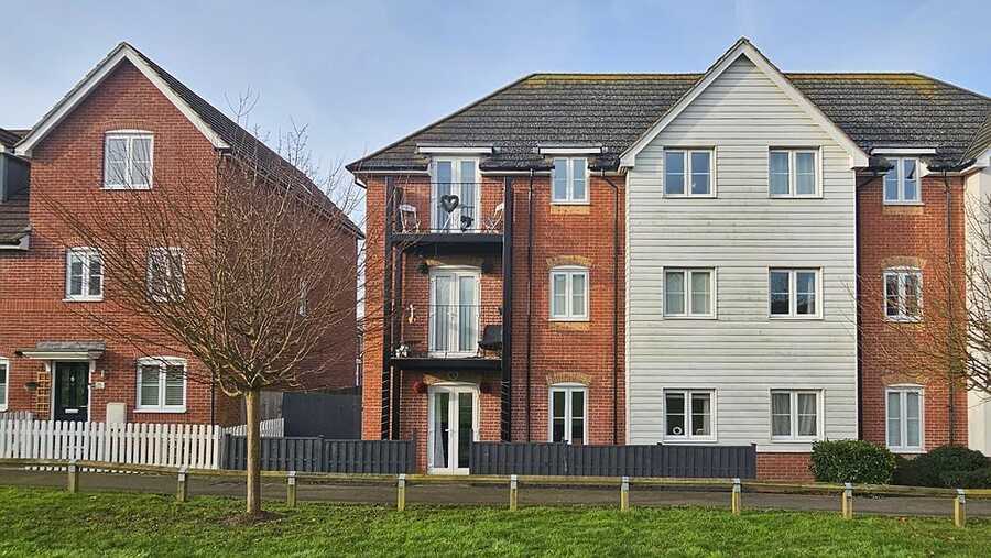 Property photo 1
