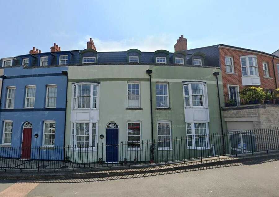 Property photo 1