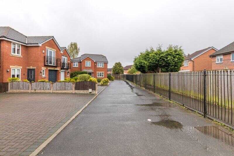 Property photo 4